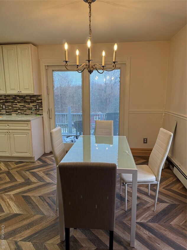 Foto del edificio - 92 Spook Rock Rd