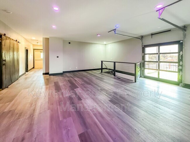 Building Photo - 4105 N Adams St