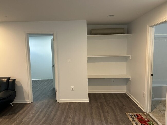 Building Photo - 20573 Breezyhill Dr