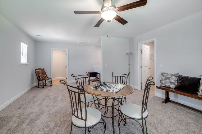 Foto del edificio - 506 Gov Treutlen Cir