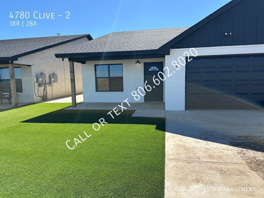 Foto principal - Brand New Duplex with turfed yard!