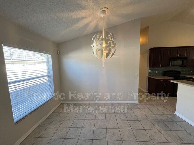 Foto del edificio - 1182 Sheeler Hills Dr