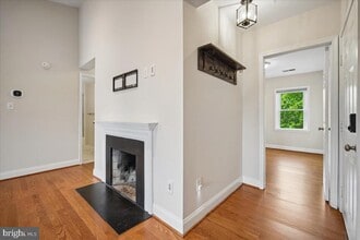 Building Photo - 1513 Oronoco St