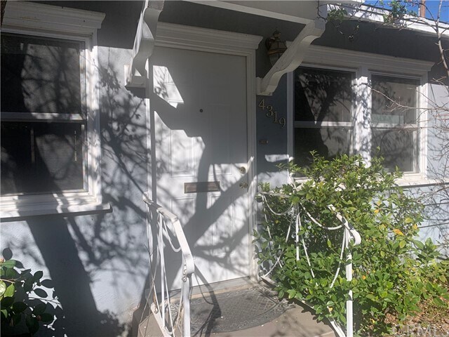 Building Photo - 4319 Cedros Ave