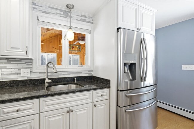 Building Photo - 44 Mcquade Brook Rd