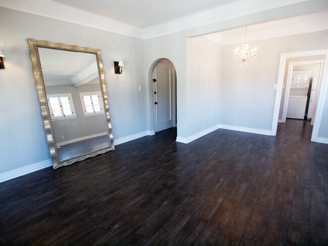 Foto del edificio - 517 N Spaulding Ave