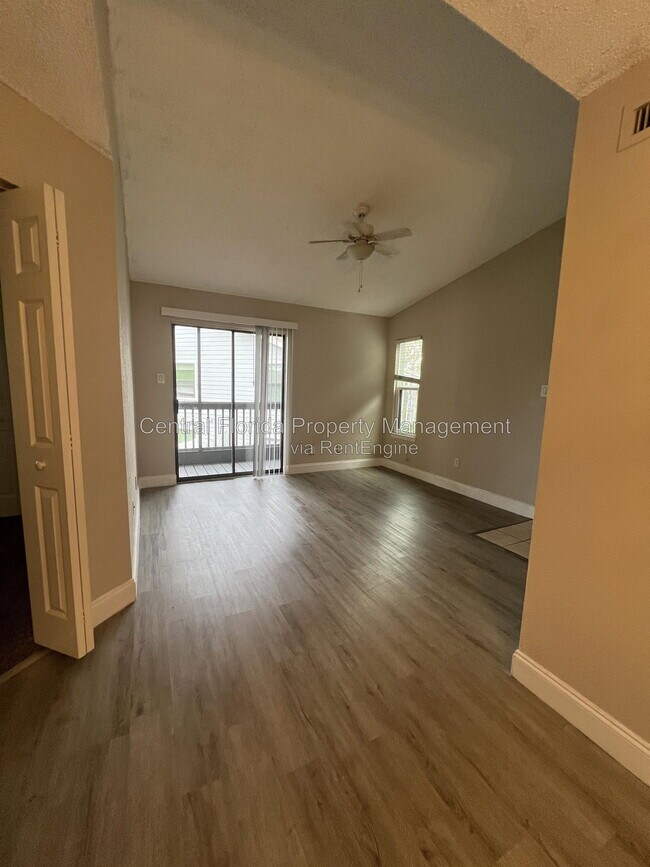 Foto del edificio - 3700 Idlebrook Cir