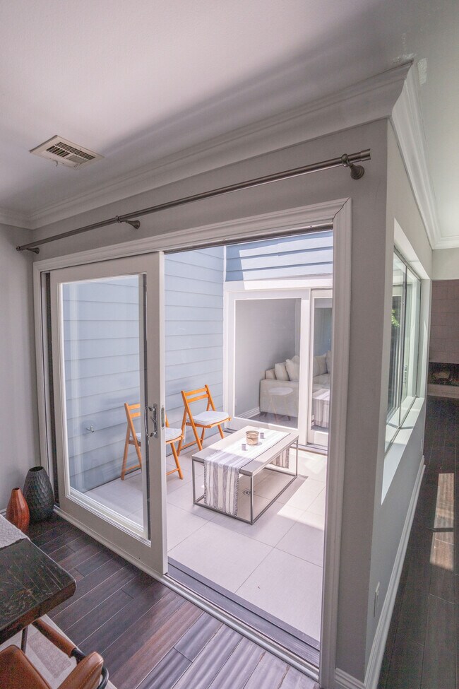 Dining room access to Atrium - 5811 Etiwanda Ave