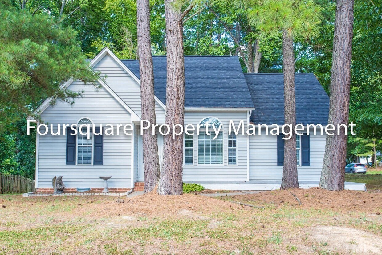 Primary Photo - 102 Walbury Dr