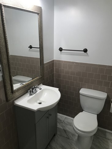 Baño - 8 Lawrence St