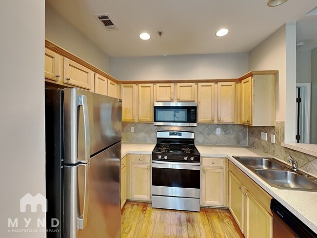 Building Photo - 2090 Appaloosa Way
