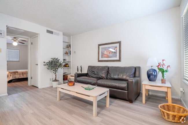 Building Photo - Bronco Apartments