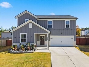 Building Photo - 196 Summit Pointe Dr