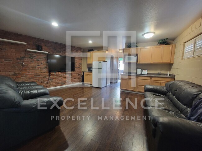 Foto del edificio - 2202 Willester Ave