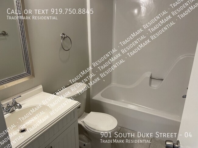 Foto del edificio - 901 S Duke St
