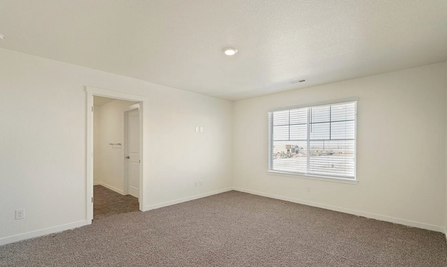 Foto del edificio - 482 3rd St