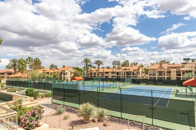 Foto del edificio - 9711 E Mountain View Rd