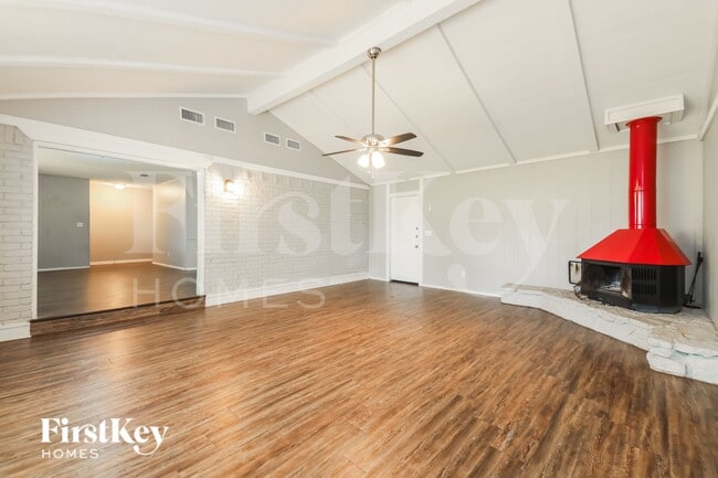 Foto del edificio - 2813 Silver Meadow Ln