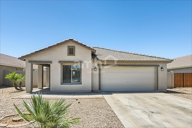 Building Photo - 2717 E Dust Devil Dr