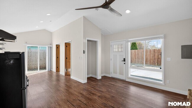 Foto del edificio - 1155 18th St NE