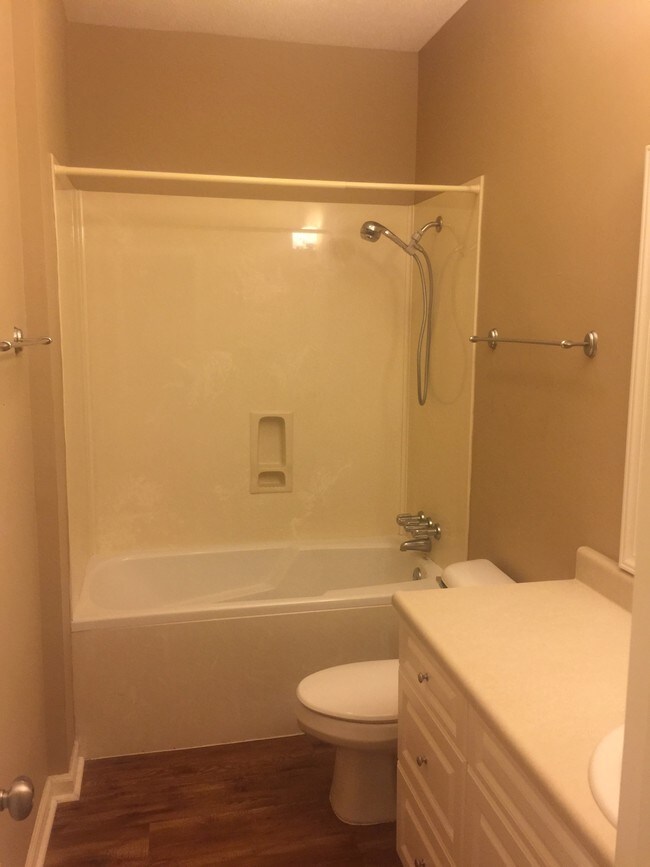 Foto del edificio - 2666 Joshua Cir