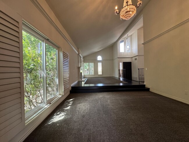 Building Photo - 4925 Regla Ct