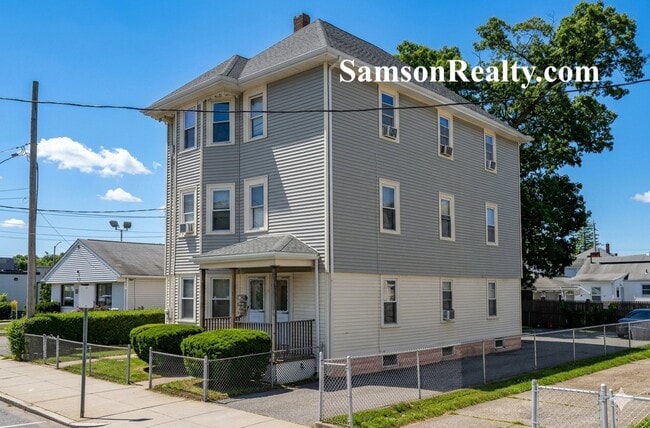 Building Photo - 792 Mineral Spring Ave
