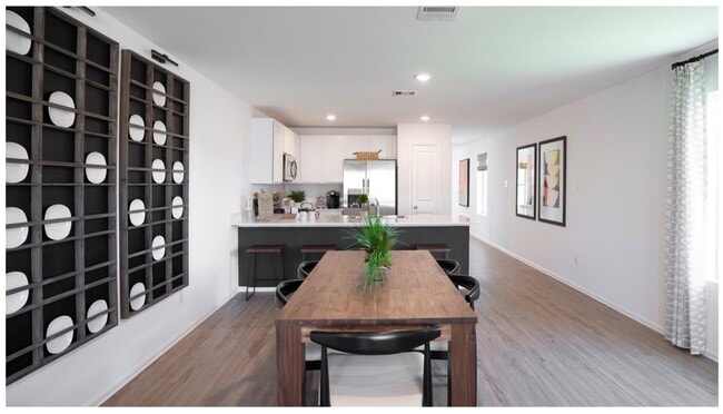 Foto del edificio - 12039 Rockview Dr