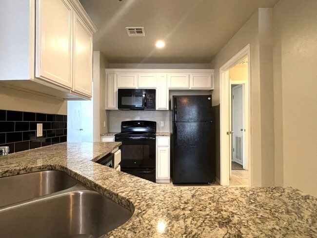 Foto del edificio - 2442 NW 39th St