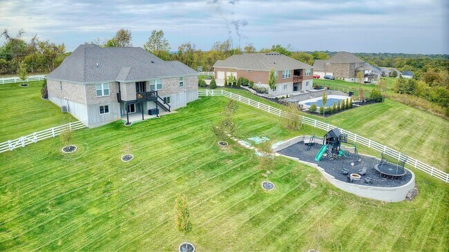 Foto del edificio - 1890 Williams Rd