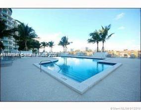 Foto del edificio - 3029 NE 188th St