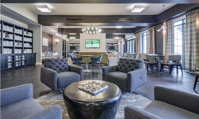 Foto del edificio - 6400 Blue Stone Rd