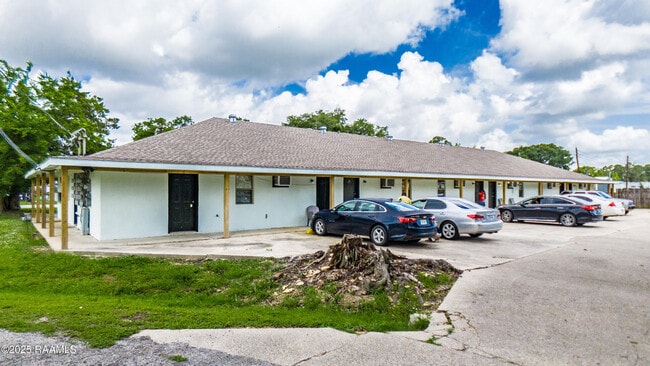 Building Photo - 314 Deare St