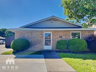 Building Photo - 1507 Cardinal Dr