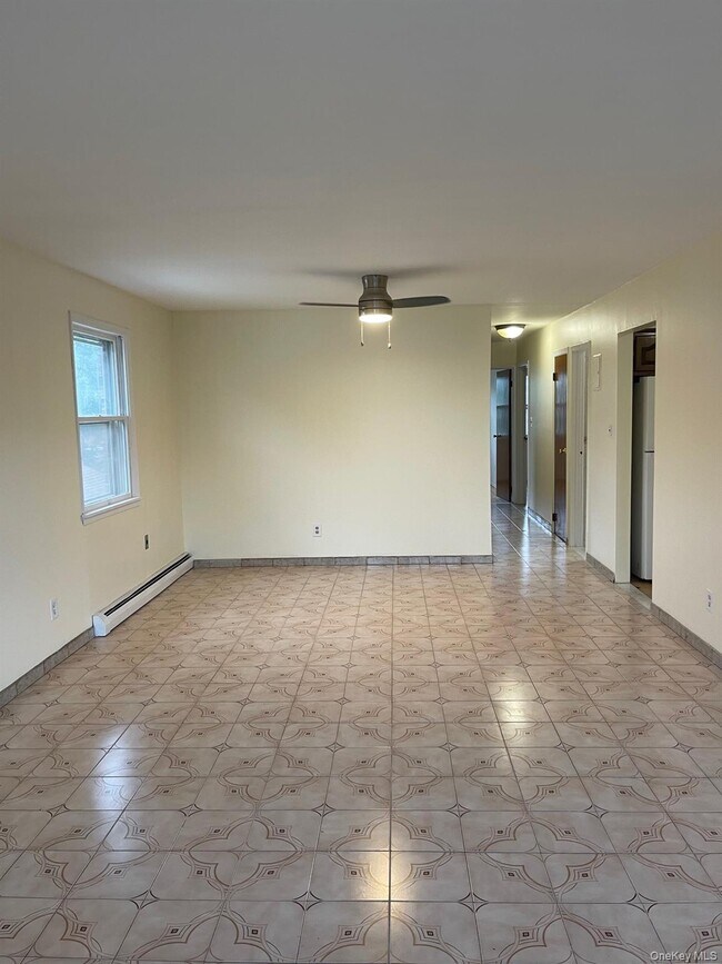 Foto del edificio - 717 Clarence Ave