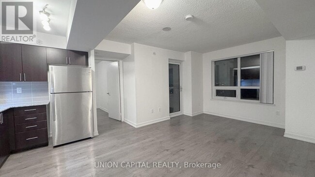 Building Photo - 1410 Dupont St