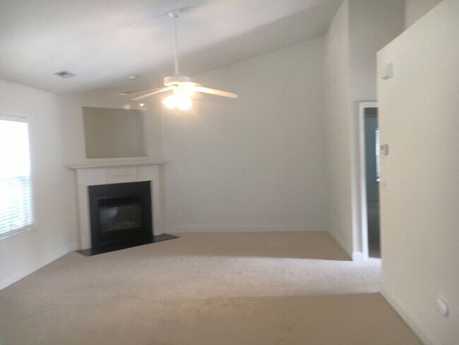 Foto del edificio - 129 S.Palms Drive