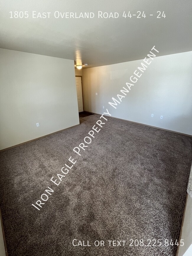 Building Photo - 1805 E Overland Rd