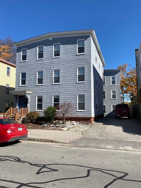 Back Building - 365 Dubuque St