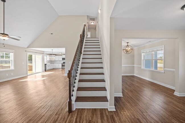 Foto del edificio - Welcome to Peyton's Lake!