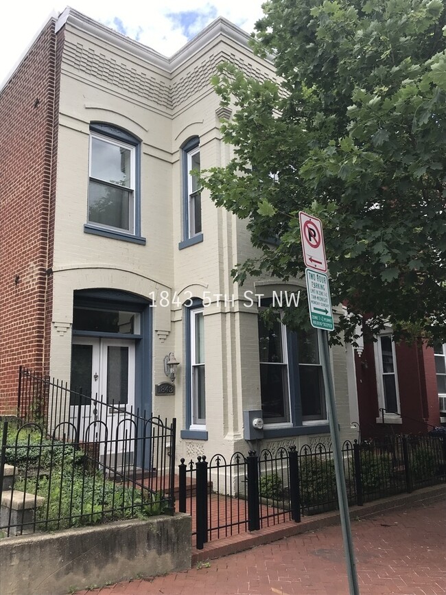 Foto del edificio - 1843 5th St NW