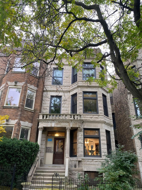 Building Photo - 905 W Dakin St