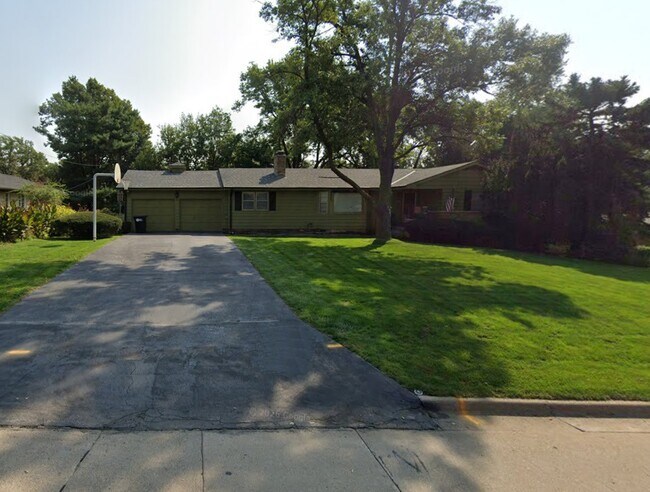 Foto del edificio - 321 S 70th Ave