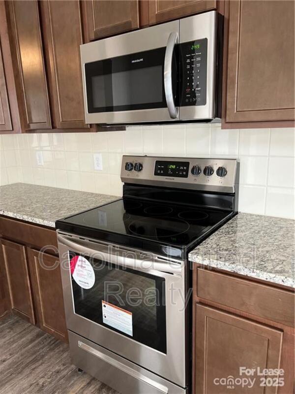 Building Photo - 1017 Beatty Wds Dr