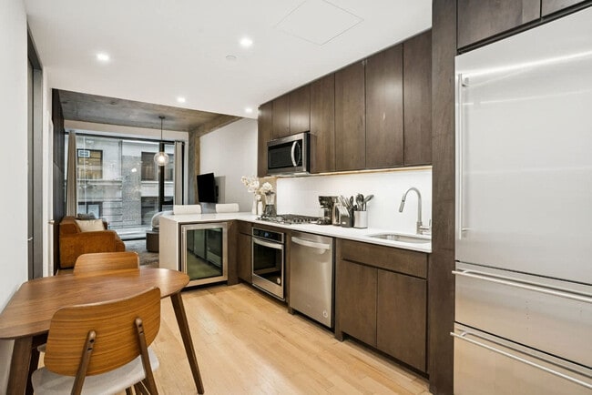 Foto del edificio - 132 W 26th St