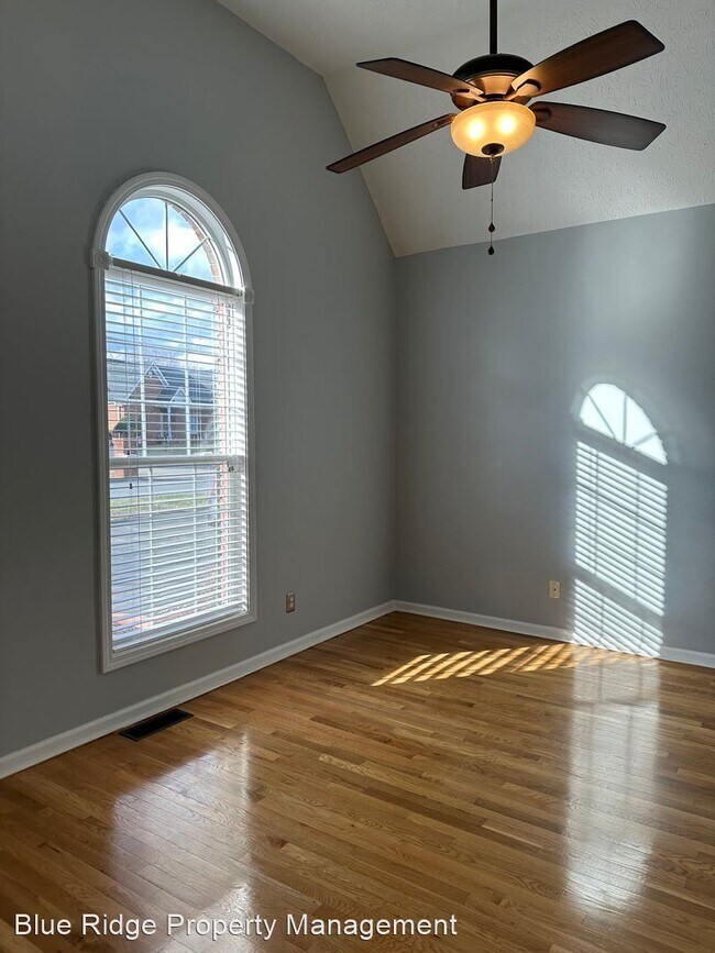 Building Photo - 3 br, 2 bath House - 1725 Blakewood Court