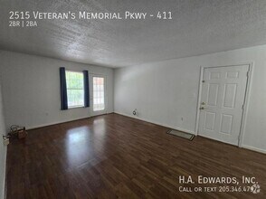 Building Photo - 2515 Veterans Memorial Pkwy