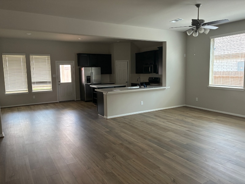 Building Photo - 5822 Roebuck Bay Dr