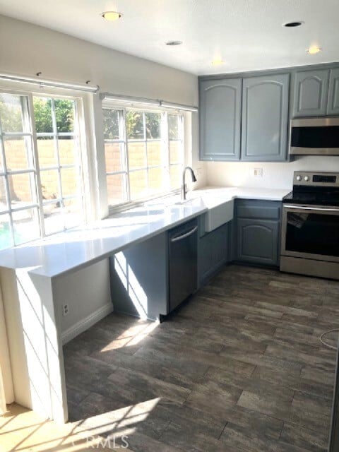 Building Photo - 5172 Glenwood Cir