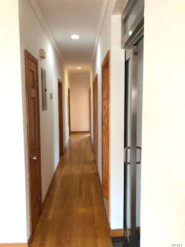 Foto del edificio - 142-33 59th Ave